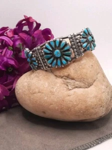 Vintage Zuni Sterling Silver Petit Point Turquoise Flower Cluster Cuff Bracelet - Picture 1 of 5
