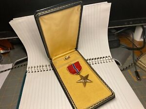 Vintage WWII? US Army Bronze Star Medal Heroic in Original Box