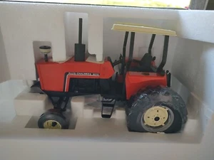 SpecCast 1/16 Allis Chalmers 6070 Diesel w/Canopy & 3 Pt Hitch SCT292 NIB - Picture 1 of 7