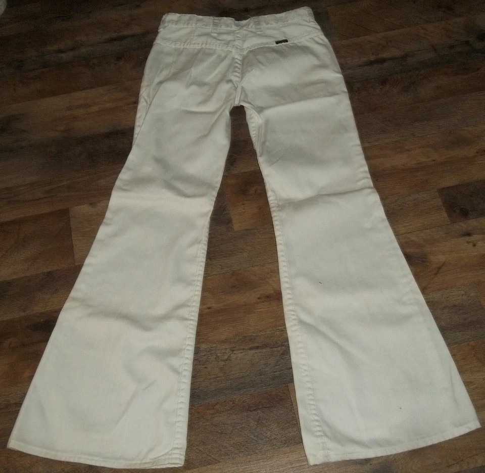 Jeans Wrangler® Bell-Bottom años 70 • Jr talla 3-5 • Blanco • Hecho en EE. UU. • De colección Foto 1 de 4