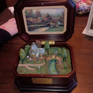 Thomas Kinkade Lamplight Village Spieluhr 2003 getestet und funktioniert  - Bild 1 von 8
