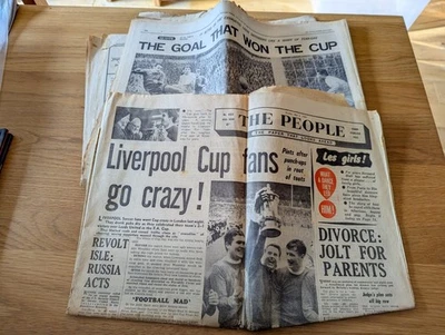 1965 FA Cup Final Newspapers - Liverpool v Leeds Utd x 4 - Image 1 of 2