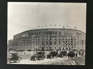 Yankee Stadium New York Yankees Baseball 8x10 Black and White Photo - Picture 1 of 1