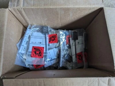 Lot Of 50 Lenovo Mini-DisplayPort VGA Adapters In Sealed Bags - Image 1 of 3