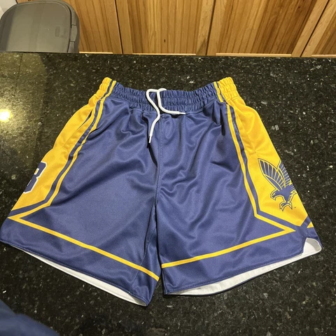 19nine Marquette Golden Eagles Basketball Dwyane Wade 2002-2003 shorts Large Cover