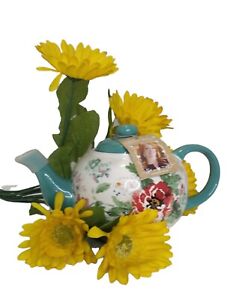 Pioneer Women Floral Teapot