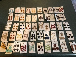 NOS Vintage 50 Card Lot la petite Buttons Blue Red Pink Peach Tan Green Lot#16 - Picture 1 of 5