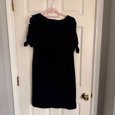 AB STUDIO Black Cold Shoulder Tie Sleeve Shift Dress Size 4 - Image 1 of 4