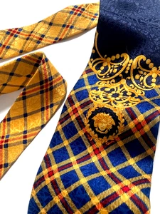 GIANNI VERSACE VINTAGE '90s MEDUSA BAROQUE LAUREL WREATH TIE TARTAN ITALY BLUE - Picture 1 of 16