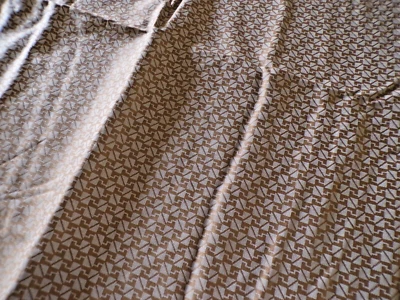 Vintage 1 Piece de tissu marron a petits motifs beige - Photo 1/4