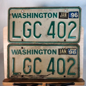 1982-86 Washington License Plate LGC 402 96 Tags WA Fair Cond - Matching Pair - Picture 1 of 2