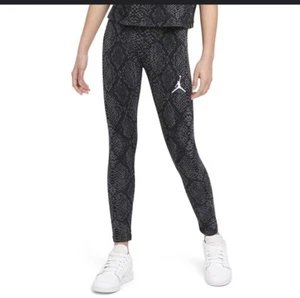 Jordan Girl's Leggings Size Medium Black Jumpman Flight High-Waisted Pull On NWT - Picture 1 of 4