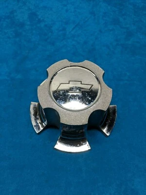  Оригинальный центральный колпак колеса для ралли Chevrolet Camaro, Chevelle, Nova 1970 - 1981 годов выпуска - Изображение 1 из 4