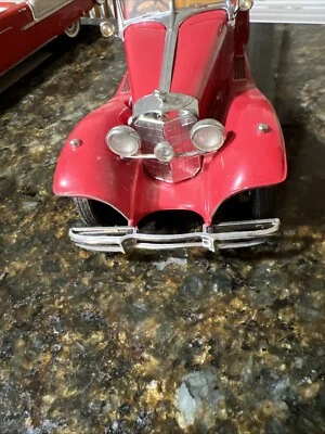 Mercedes-Benz 500K Cabriolet 1935 Franklin Mint escala 1:24 diecast modelo de coche rojo Foto 1 de 4