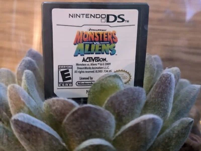 Nintendo Ds Game Monsters Vs Aliens - Image 1 of 2