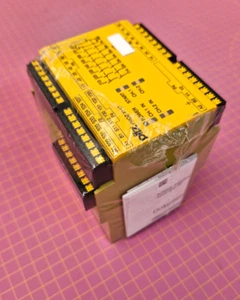Pilz PNOZ X11P C 230-240VAC 7n/o 1n/c 2so 787086 Neu+OVP Sicherheitsschaltgerät - Picture 1 of 5