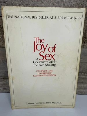 the Joy of Sex Love Making Alex Comfort Illustrated 1972 1st print SC Book - Imagem 1 de 4