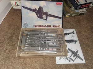 Roden 322 - 1/144 - Fairchild AC-119K Stinger Stinger plastic model American - Picture 1 of 1