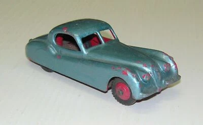 JAGUAR XK120. 157. Dinky Toys Modellino Auto Anni '60. Scala 1:43. Vintage (6) - Immagine 1 di 3