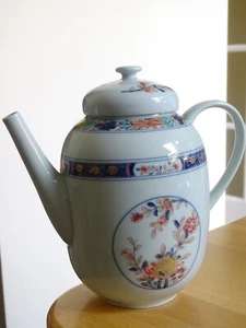 LIMOGES RAYNAUD PORZELLAN KAFFEEKANNE MODELL KOUTANI CELADON ht 17 cm - Bild 1 von 13