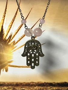 Kristall Hamsa Hand Anhänger, Hand von Fatima, Hamsa Handschmuck, Handarbeit - Bild 1 von 6