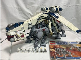 LEGO 10195 AT-OT Walker & Republic Dropship Star Wars Set 8 Minifigures