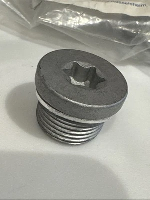 2011-2021 GM Engine Main Bearing Plug P / N - 11099231 - Image 1 of 4