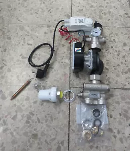 Cosmo Festwert-Regelstation für Edelstahl-Verteiler mit HE-Pumpe Para 25/7 - Bild 1 von 4