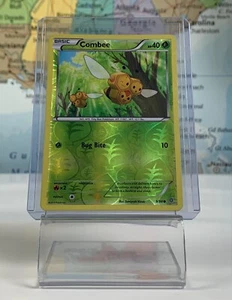 🟢SHIPS SAME DAY Combee 9/98 Reverse Holo Pokemon Card Grass Type 2015 - Imagen 1 de 7