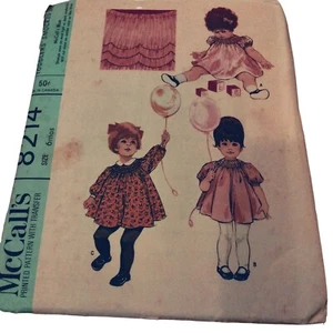Abito McCalls 8214 modello bambino smocked non tagliato vintage - Foto 1 di 5