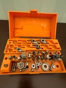 Kit de brocas de enrutador Craftsman EE. UU. Estuche naranja con 25 brocas - 9 25447 - incompleto - Imagen 1 de 4
