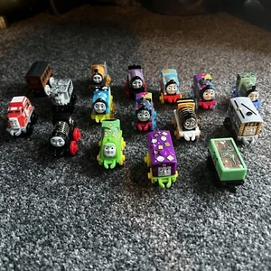 Thomas the Tank Engine Mini Micro Trains Bundle ~ x16 - Picture 1 of 6