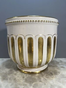 Cachepot Zaccagnini in porcellana bianca con dettaglio oro anni 40 - Foto 1 di 11