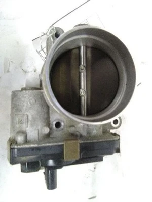 Válvula de carrocería del acelerador para camioneta GMC Sierra 1500 14-19 estilo clásico 5,3 litros Foto 1 de 4