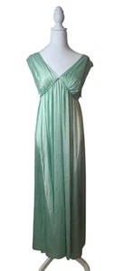 Vintage Vanity Fair Night Gown Size 36 Medium/Large Light Green Braided Tie - Picture 1 of 8