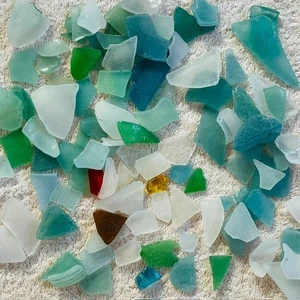 Natural Sea Beach Glass beautiful 410g Green blue Red Okinawa's ocean from Japan - Picture 1 of 24