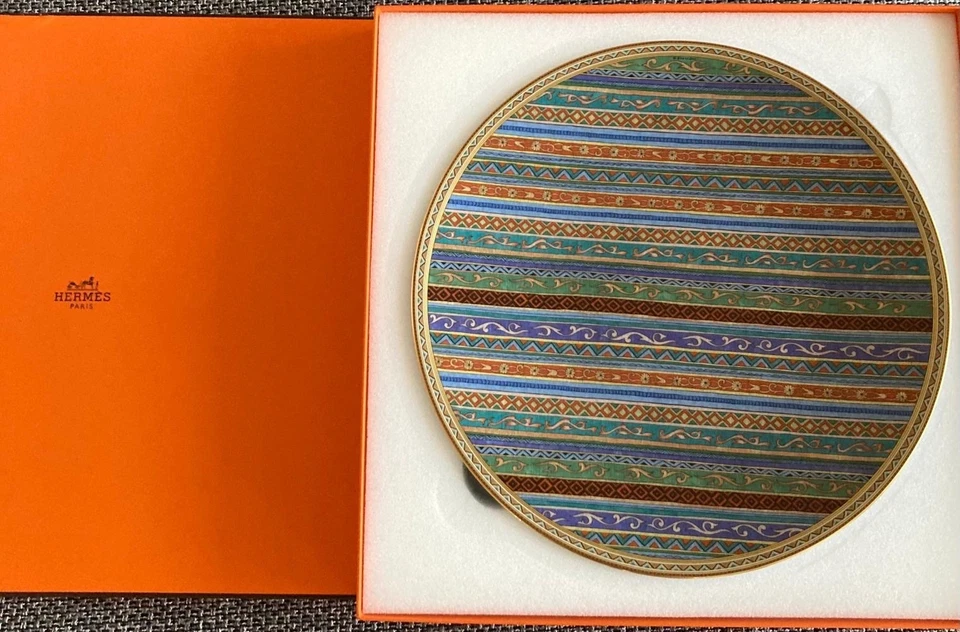 HERMÈS CHEVAL D‘ORIENT                1 x Präsentierteller 31,5 cm , NEU - Bild 1 von 4