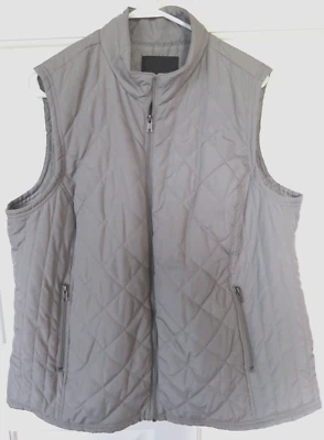 Relativity Outerwear Wms Vest Gray Sz 2X Quilted Zip Front Pockets Hiking Cabin - Image 1 of 4