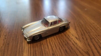 1989 MONOGRAM MERCEDES GULLWING HO 1/87 SCALE PLASTIC. - Image 1 of 3