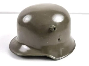 Leichtmetallhelm Reichswehr für Paradezwecke. Überlackiertes Stück ohne erkennba - Picture 1 of 10