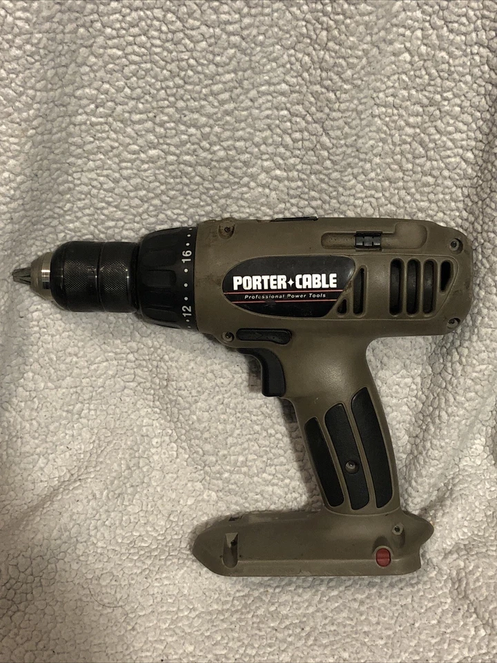 PORTER CABLE CORDLESS DRILL MODEL 884 TESTED 19.2v Tool Only - Image 1 of 4
