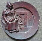 BRETON TRADITIONAL SPINNING WOMAN WOODEN CARVED WALL HANGING PLATE 23 cm (BXD)
