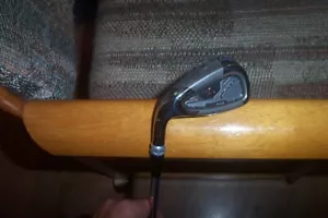 slightly used Wilson C 200 Rogue graphite regular 7 iron LH 2UP - Picture 1 of 3