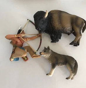 Schleich 3-teiliges American Frontier Natur Set Indianer Bison Büffel Wolf mit Box - Bild 1 von 6