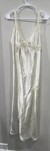 Beautiful Victorias Secret Ivory Long Silky Nightgown Slit Pearls Sequins Sz L - Picture 1 of 8