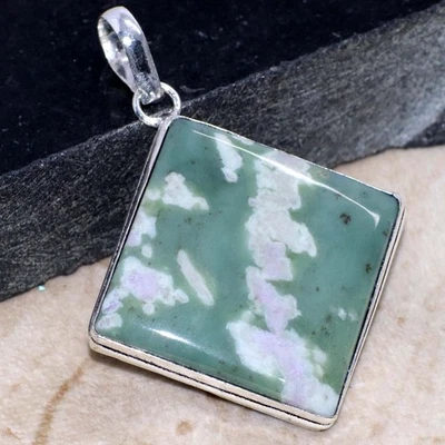 Colgante Peace Jade enchapado en plata 925 2,2" joyería llamativa GW Foto 1 de 3