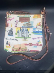 Cartera Bandolera Retro WDW Disney World Dooney & Bourke Porta Cartas Mickey - Imagen 1 de 7