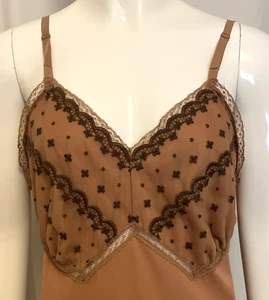 Kayser Vintage Size 36 Nylon Tan/Coffee with Cream Brown Full Slip Made in USA - Picture 1 of 10