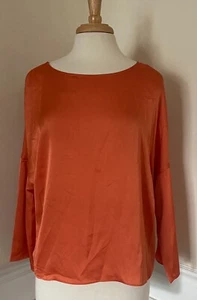 NWT Rose + Olive Women's Orange Satin Knit Top Blouse Long Sleeve Boat Neck M - Picture 1 of 2