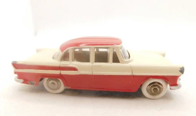 DINKY TOYS 24K * SIMCA CHAMBORD  * 1:43 *  MECCANO - Bild 1 von 4